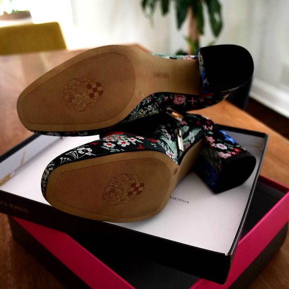 Vince Camuto Kassie Suede Boots, Wonderland 12W — NEW - Picture 9 of 11